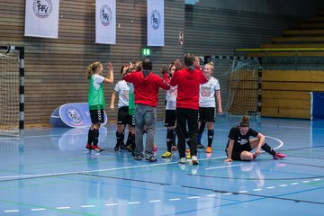 Bild 702 - Frauen HLM